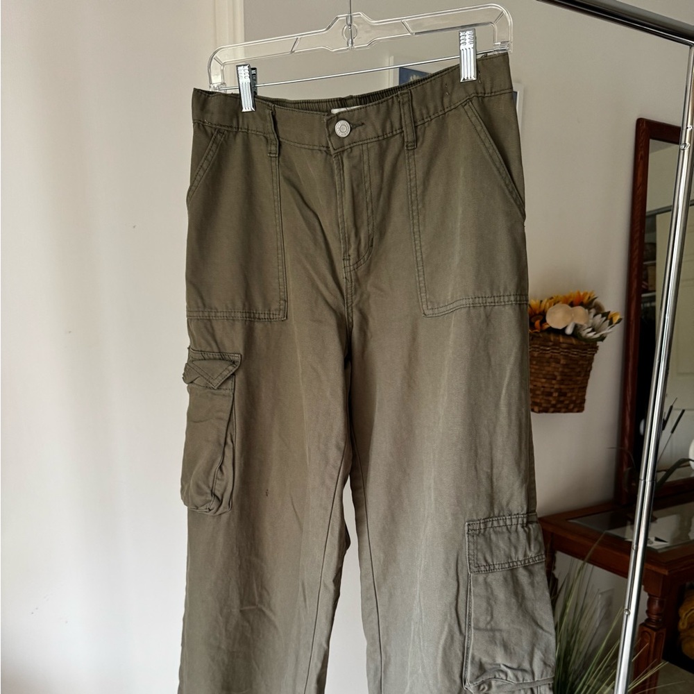PacSun Green Wide-Leg Cargo Pants
